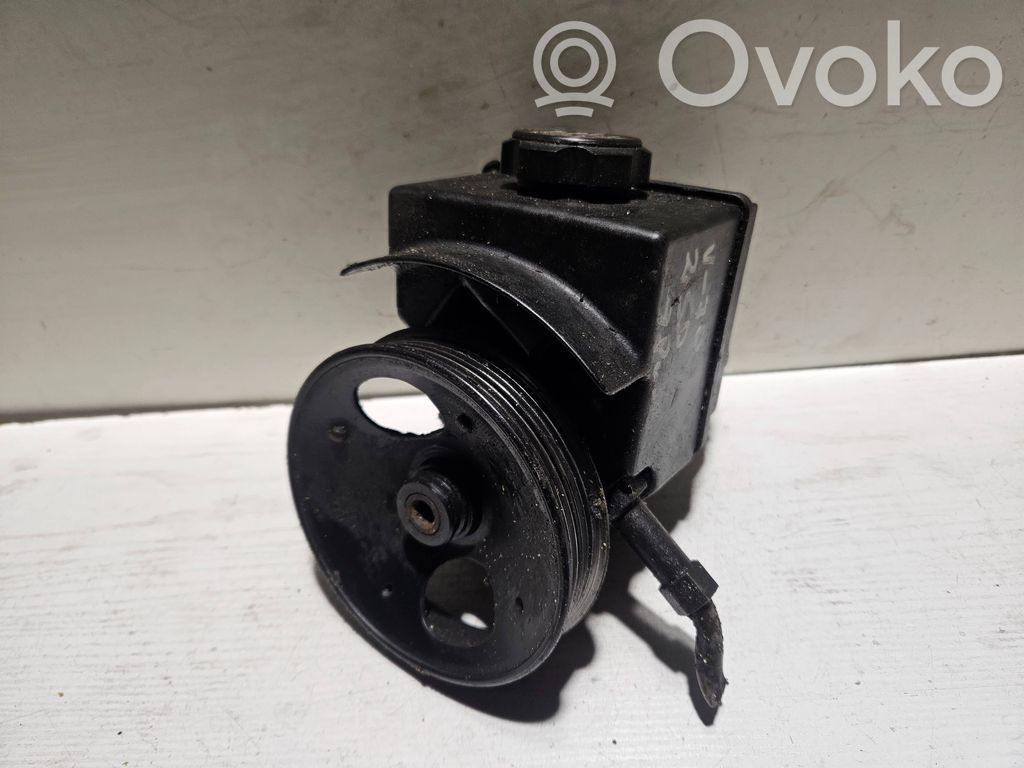 Volvo S70  V70  V70 XC Power steering pump 