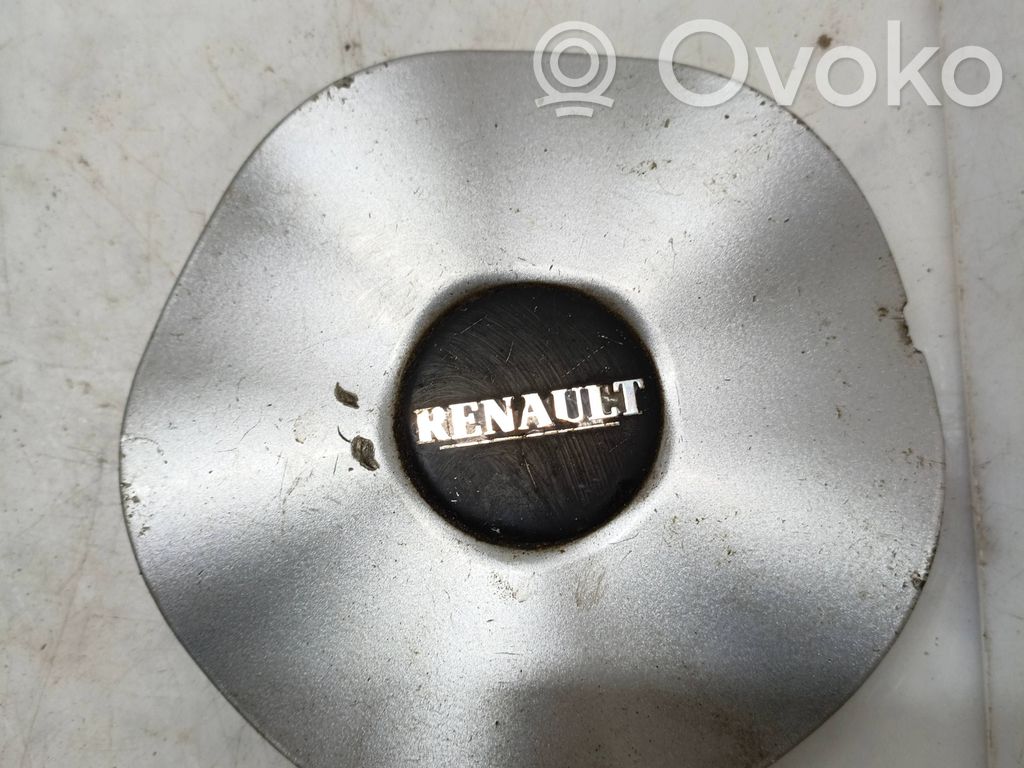 Renault Laguna I Заводская крышка (крышки) от центрального отверстия колеса 