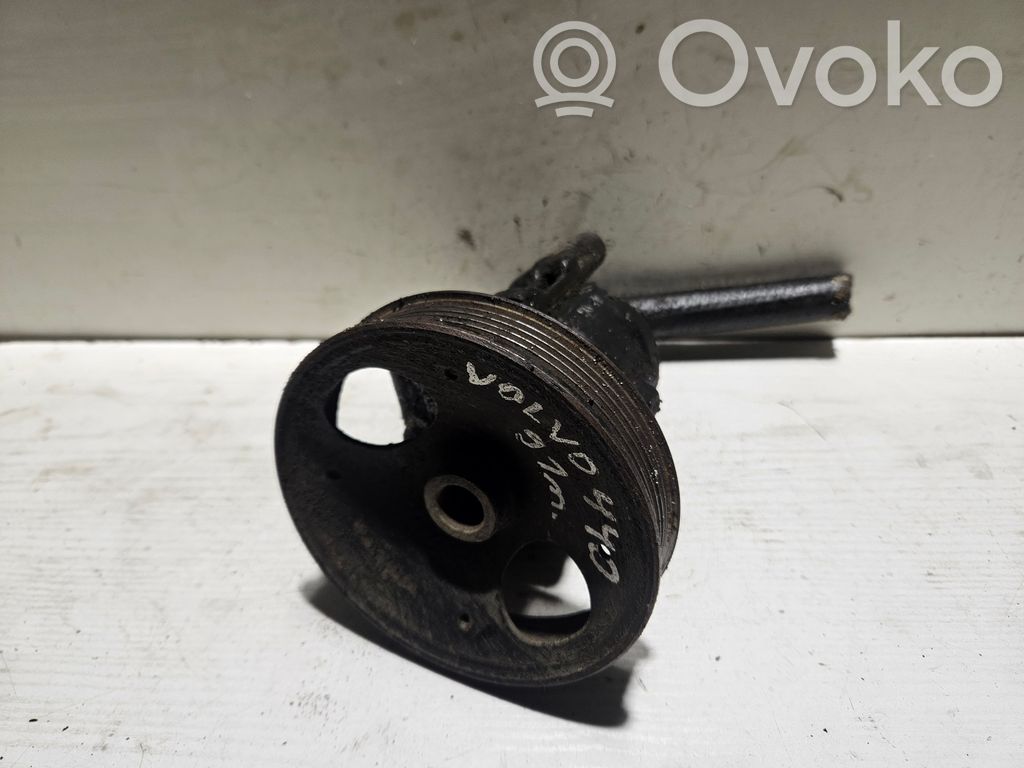 Volvo 440 Power steering pump 