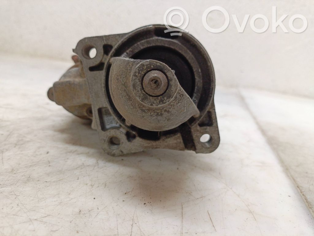 Motor de arranque   125378