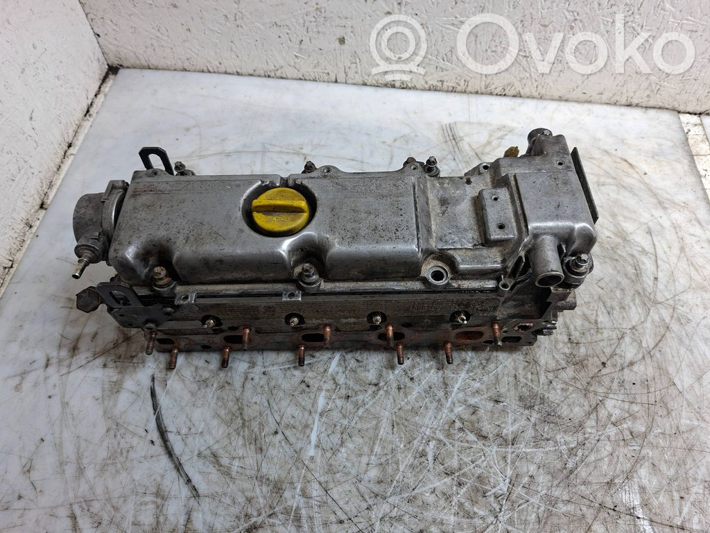 Opel Zafira A Engine head 