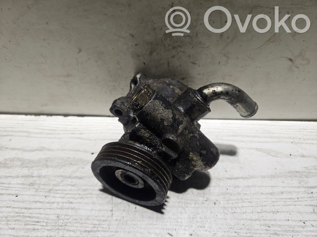 Peugeot 605 Power steering pump 