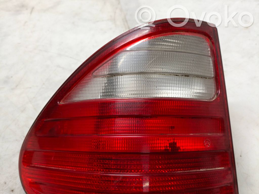 Mercedes-Benz E W210 Rear/tail lights 