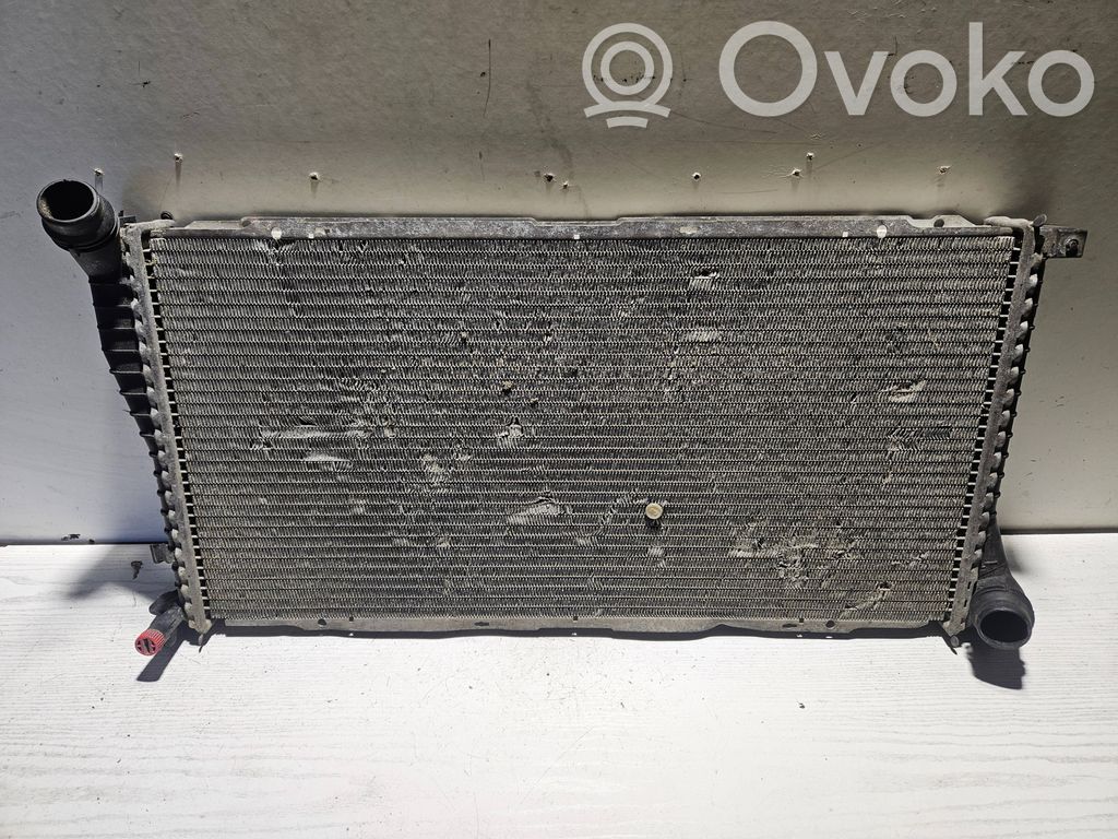 BMW 5 E39 Coolant radiator 