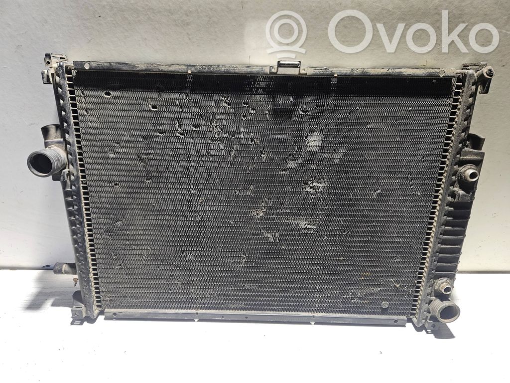 BMW 7 E32 Aušinimo skysčio radiatorius 