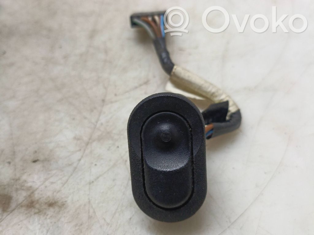 Opel Vectra B Electric window control switch 