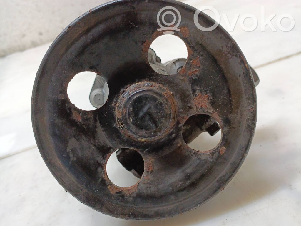 Hyundai Sonata Ohjaustehostimen pumppu 