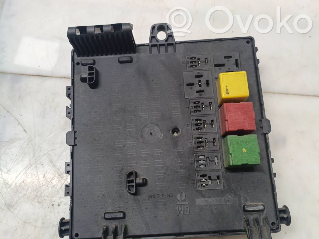 Opel Vectra C Módulo de fusible 