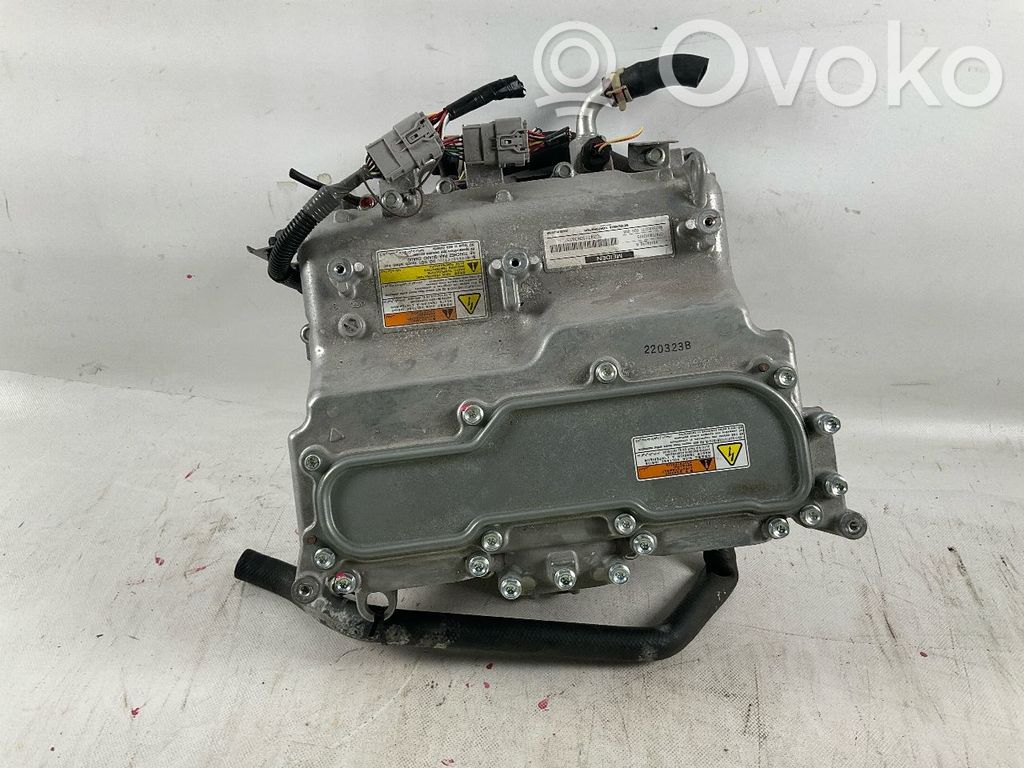 Inversor/convertidor de voltaje   9461A092