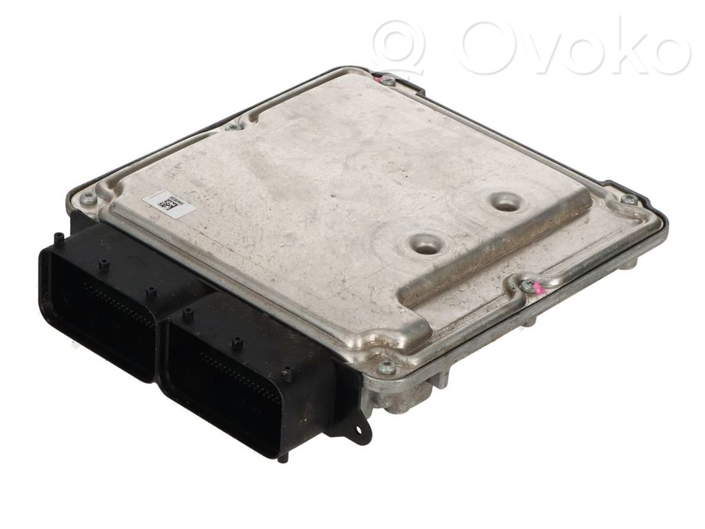 Volkswagen PASSAT B8 Engine control unit/module 