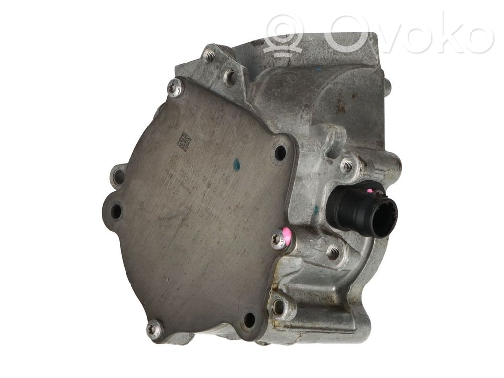 Volkswagen Golf VII Vacuum pump 