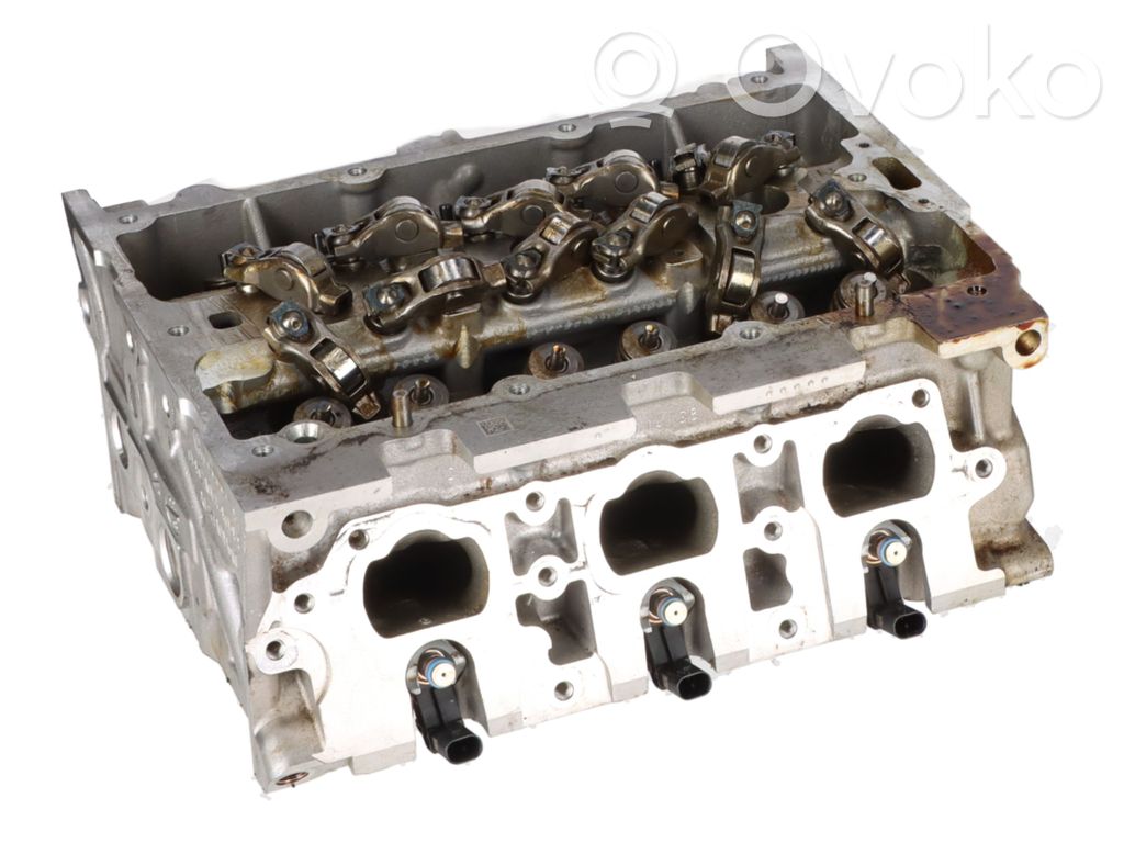 Volkswagen Taigo Engine head 