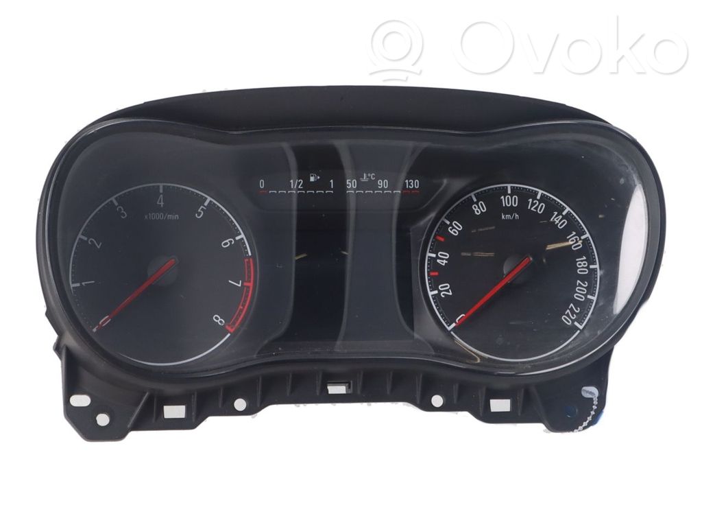 Opel Corsa E Geschwindigkeitsmesser Cockpit 