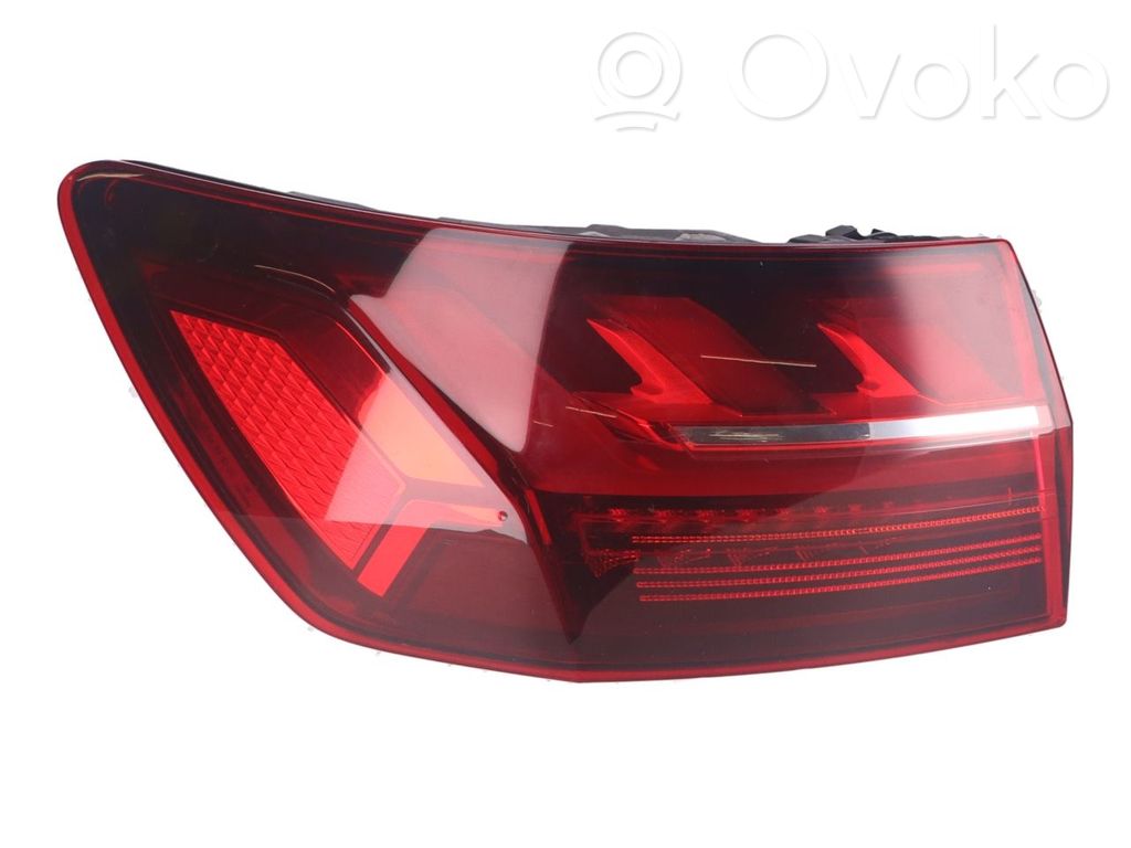 Audi A4 S4 B9 8W Lampă spate în caroserie 