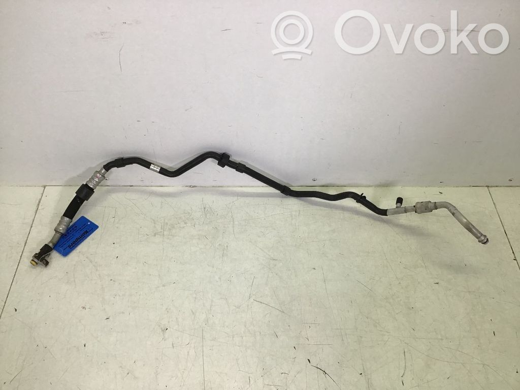 Bentley Continental Conductă/furtun lichid de răcire motor
