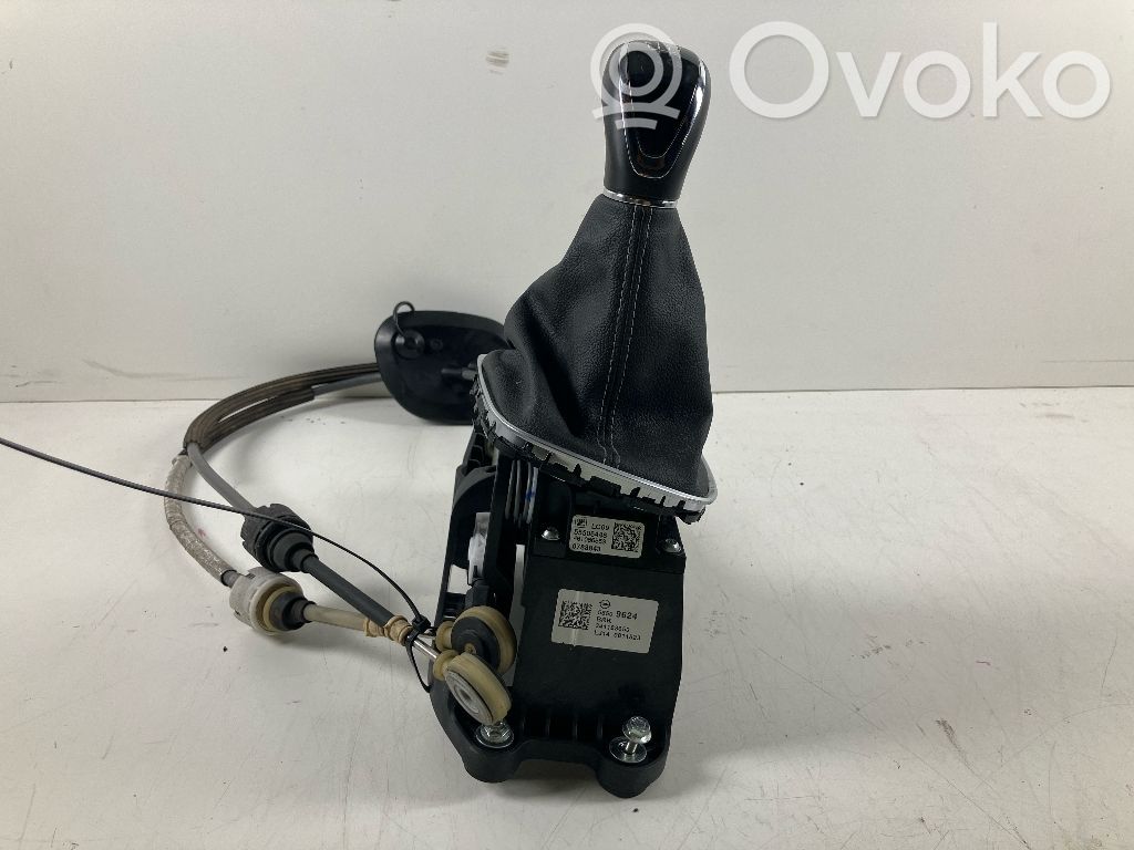 Opel Astra K Rivestimento in plastica cornice della leva del cambio 