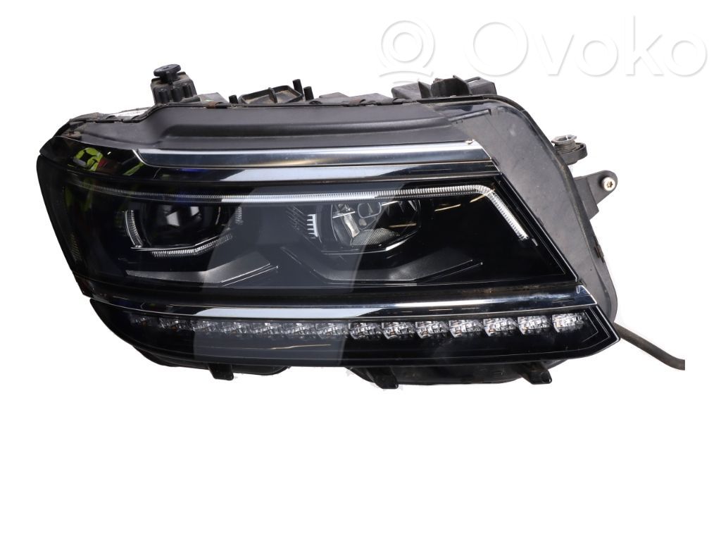 Scheinwerfer   5NB941082D