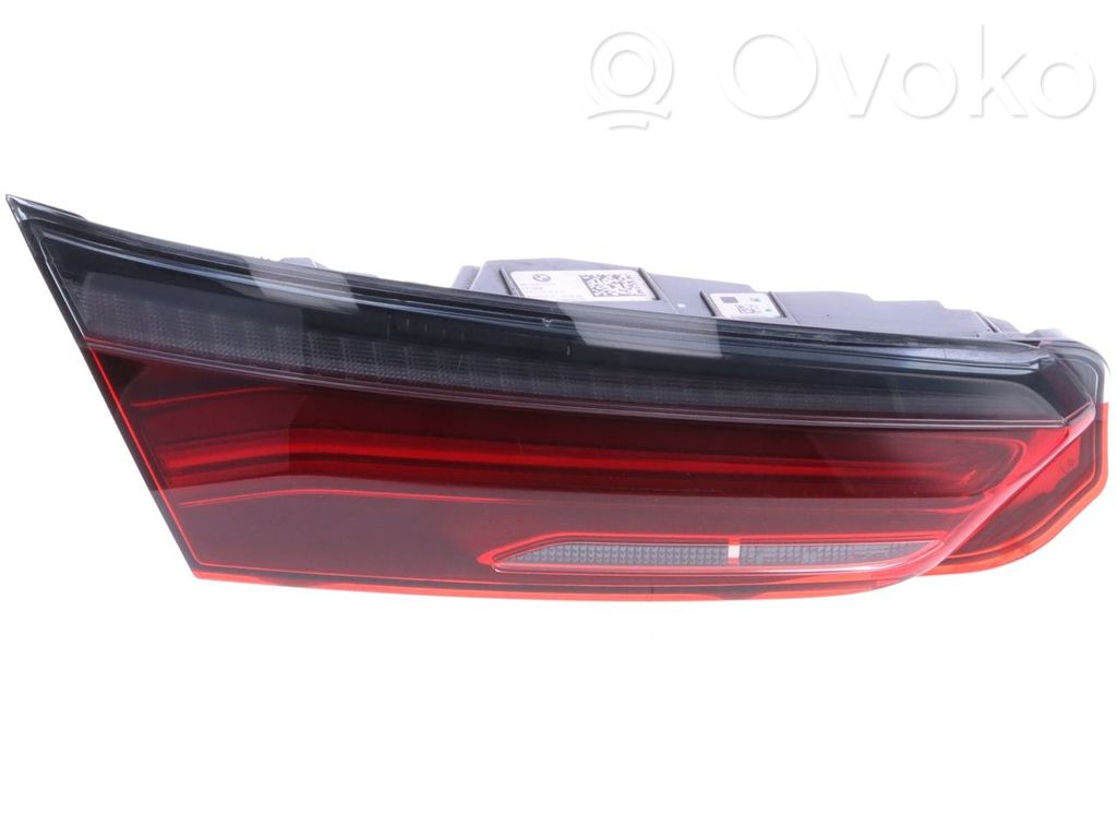Lampy tylnej klapy bagażnika   7445775