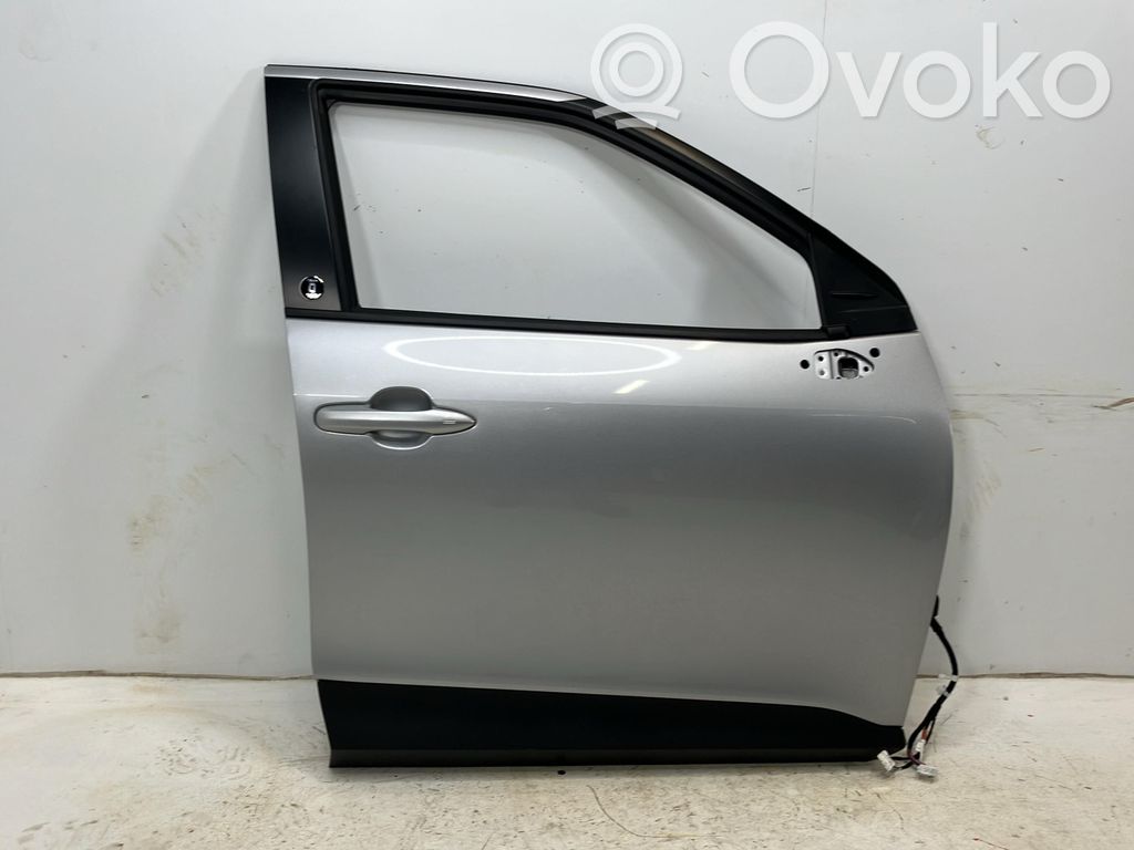 Toyota Yaris Cross Puerta delantera