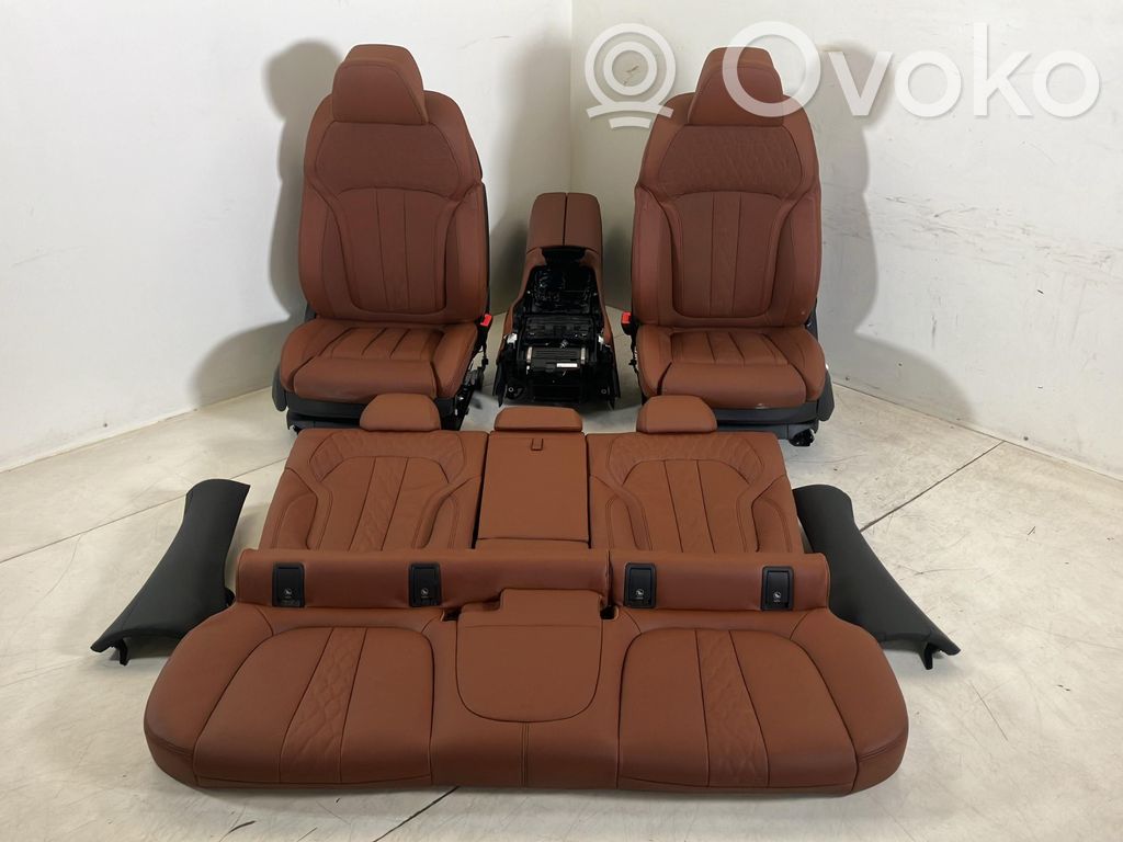 BMW X6 G06 Fotele / Kanapa / Komplet 