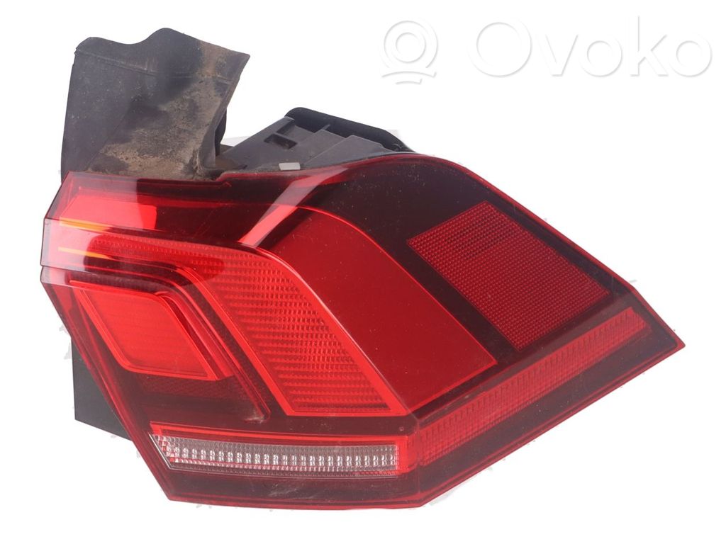 Volkswagen Tiguan Luz trasera/de freno 