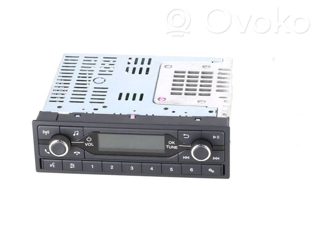 Panel / Radioodtwarzacz CD/DVD/GPS   KK3T18D815DK