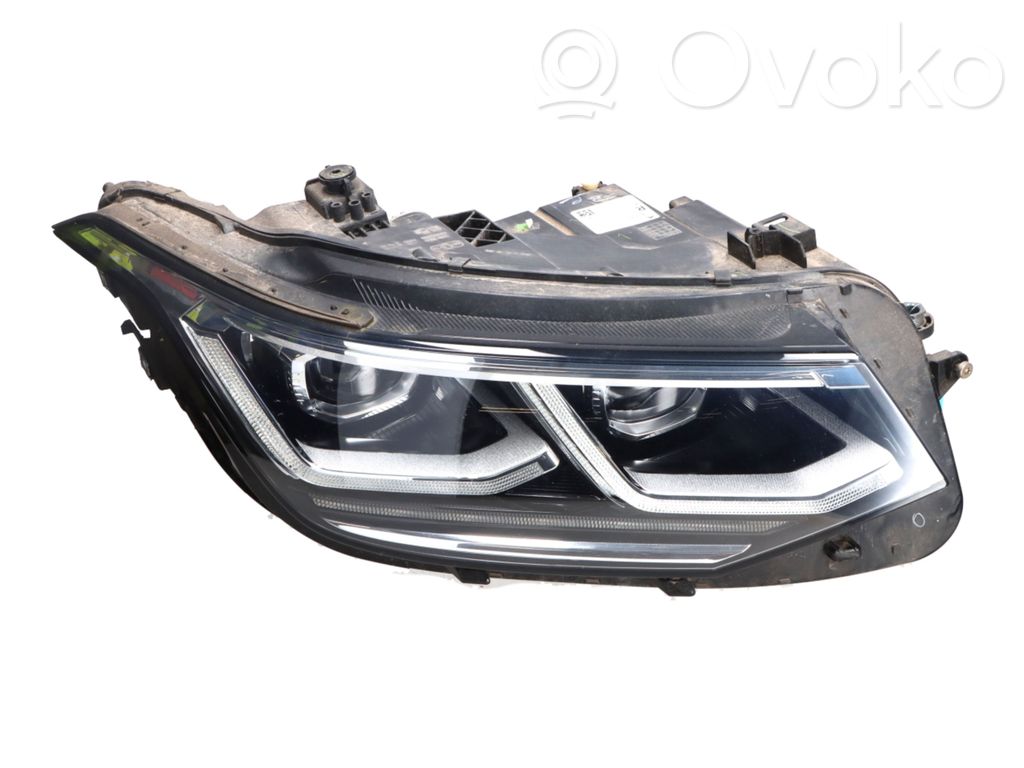 Volkswagen Tiguan Allspace Lampa przednia 