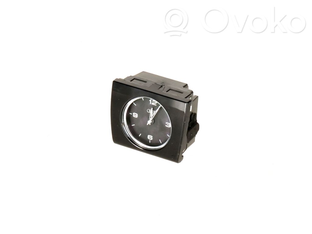 Kello   4H0919204M