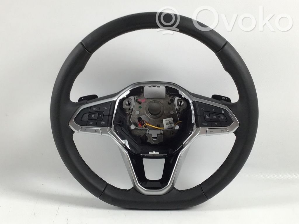 Volkswagen Golf VIII Ohjauspyörä