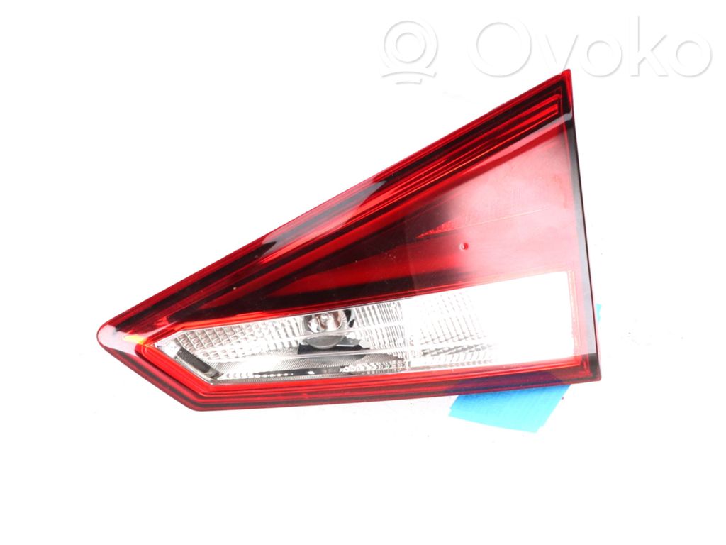 Seat Arona Luci posteriori del portellone del bagagliaio 