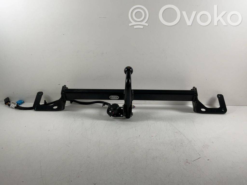 Opel Vivaro Hak holowniczy / Komplet 