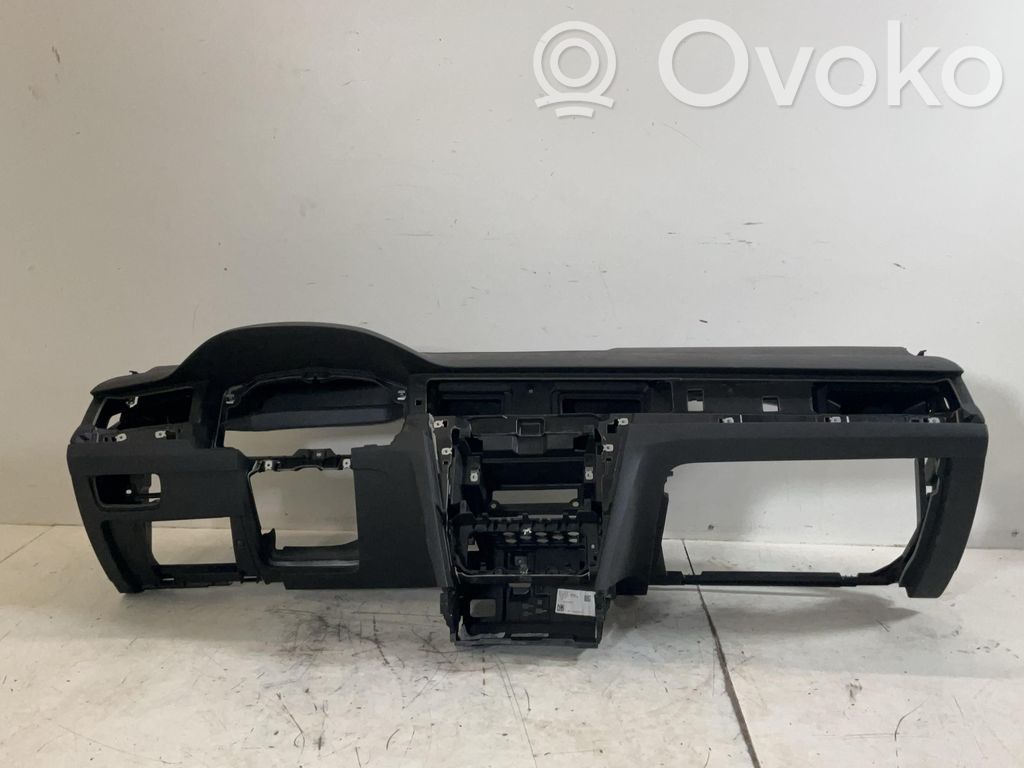 Volkswagen PASSAT B8 Panel de instrumentos 