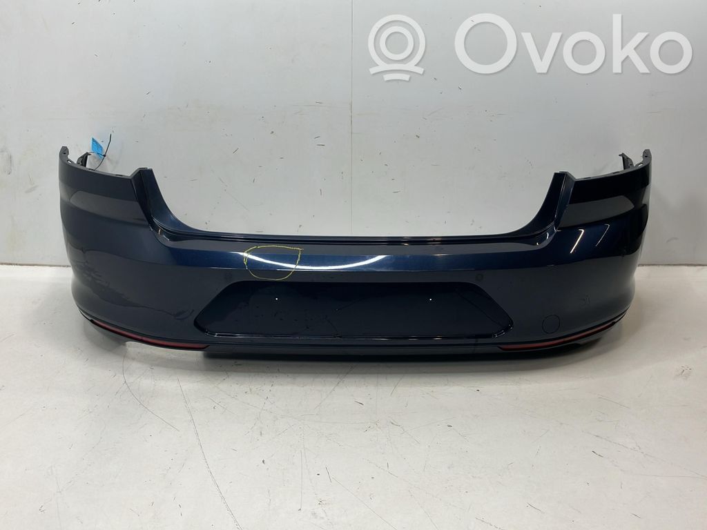 Volkswagen PASSAT B8 Parachoques 