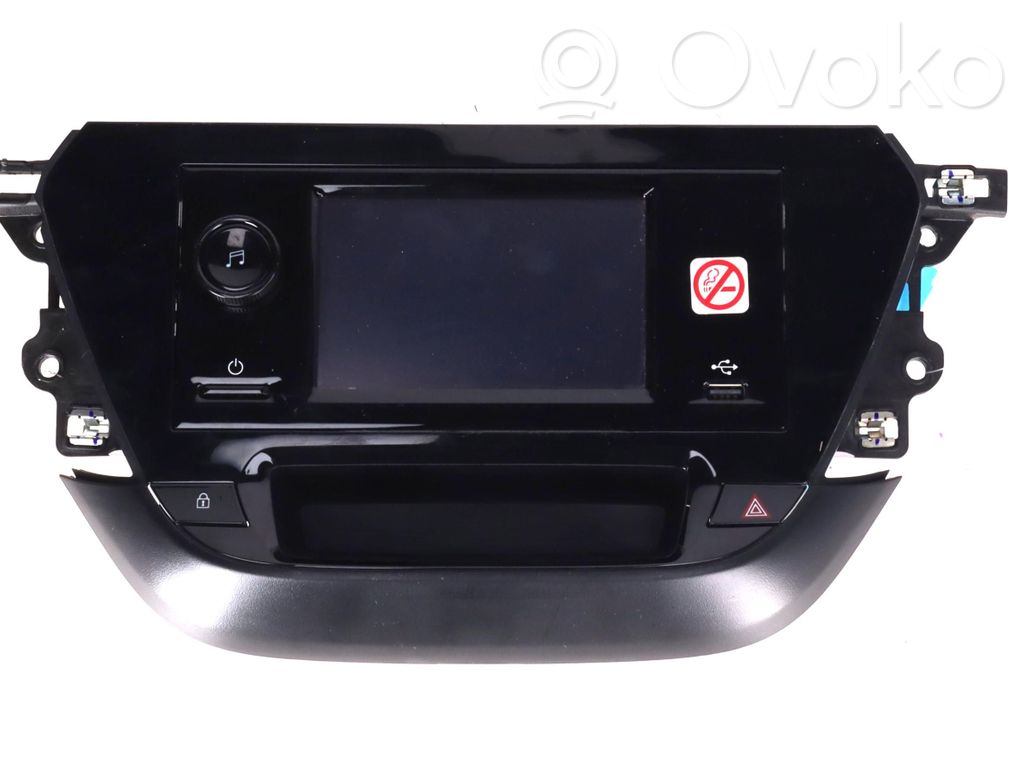 Opel Corsa F Panel / Radioodtwarzacz CD/DVD/GPS 