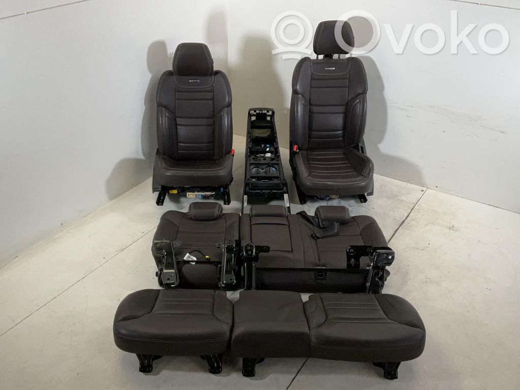 Mercedes-Benz GLE AMG (W166 - C292) Fotele / Kanapa / Komplet