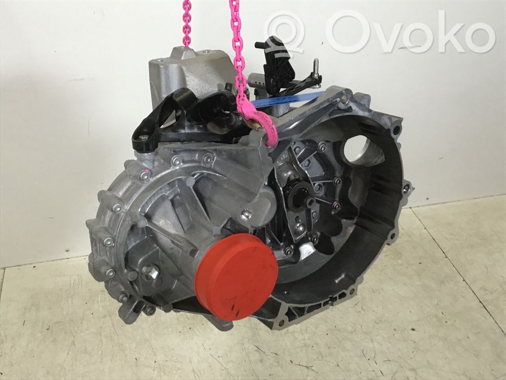 Volkswagen Golf VIII Cutie viteze manuală cu 6 trepte 