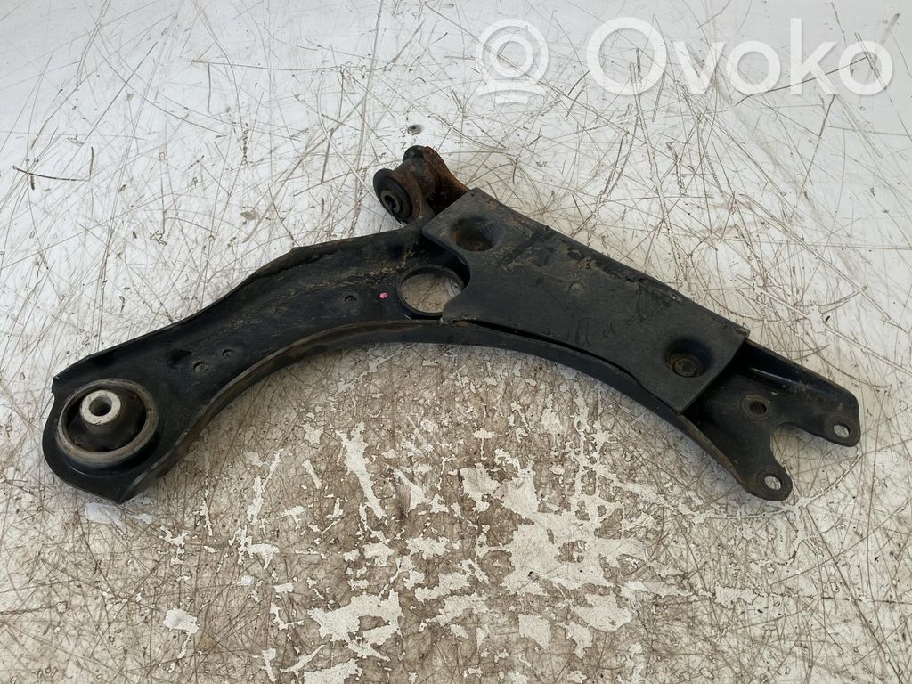 Volkswagen Polo VI Basculă inferioară față