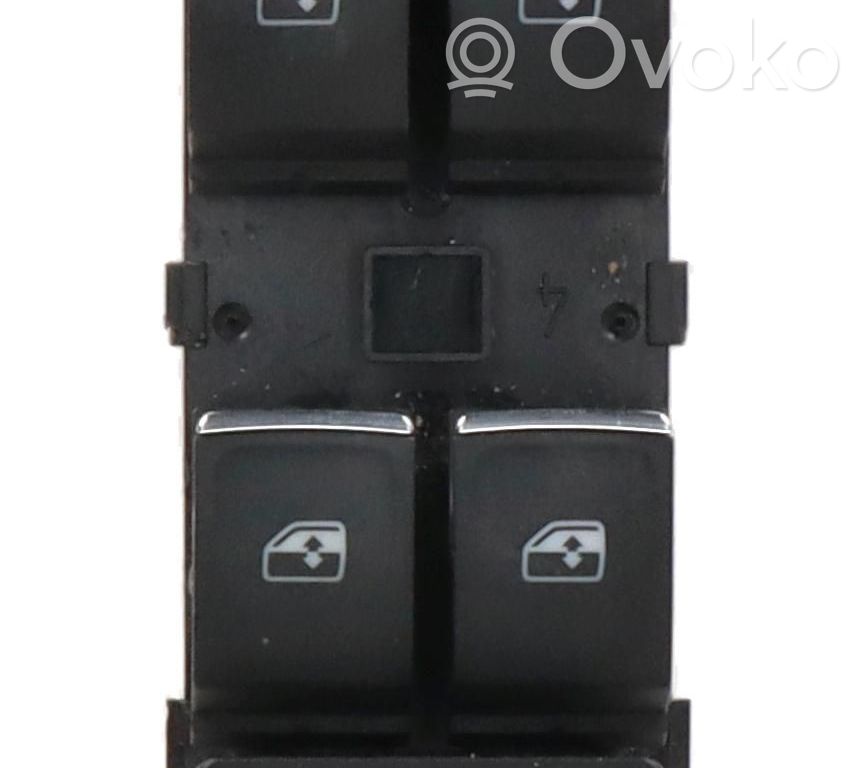 Volkswagen Polo VI Interruptor del elevalunas eléctrico