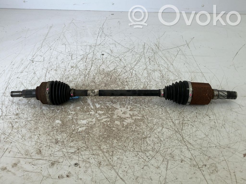 Antriebswelle vorne   153667000B