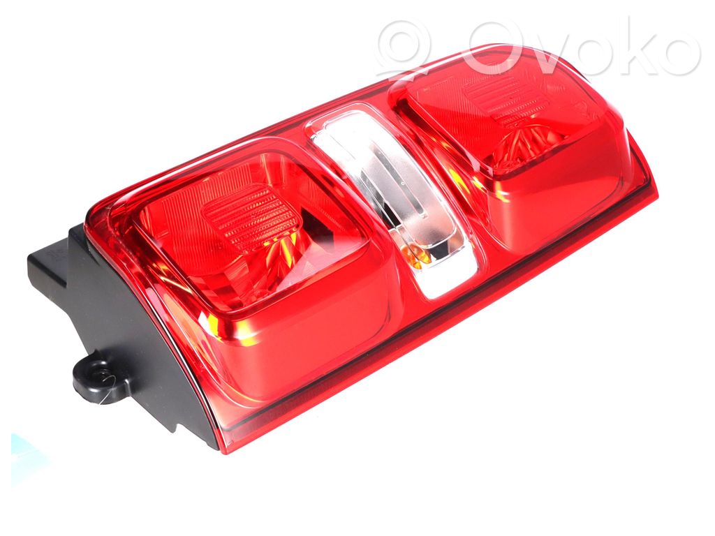 Opel Vivaro Lampă spate în caroserie 