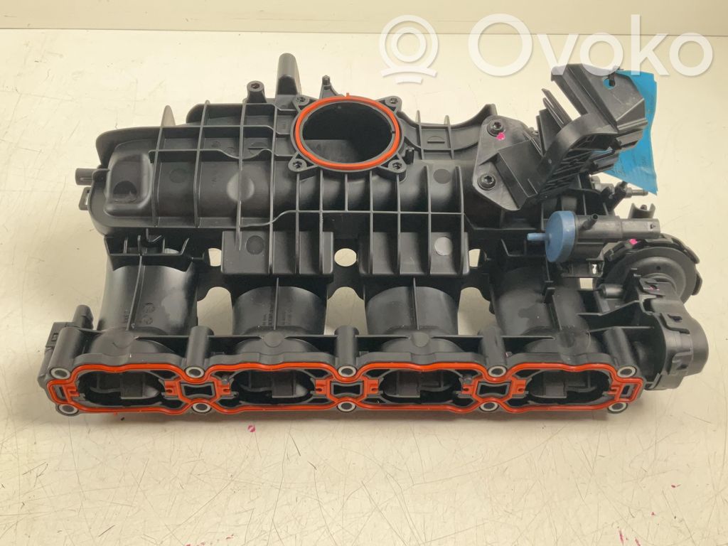 Volkswagen Golf VIII Collecteur d'admission 
