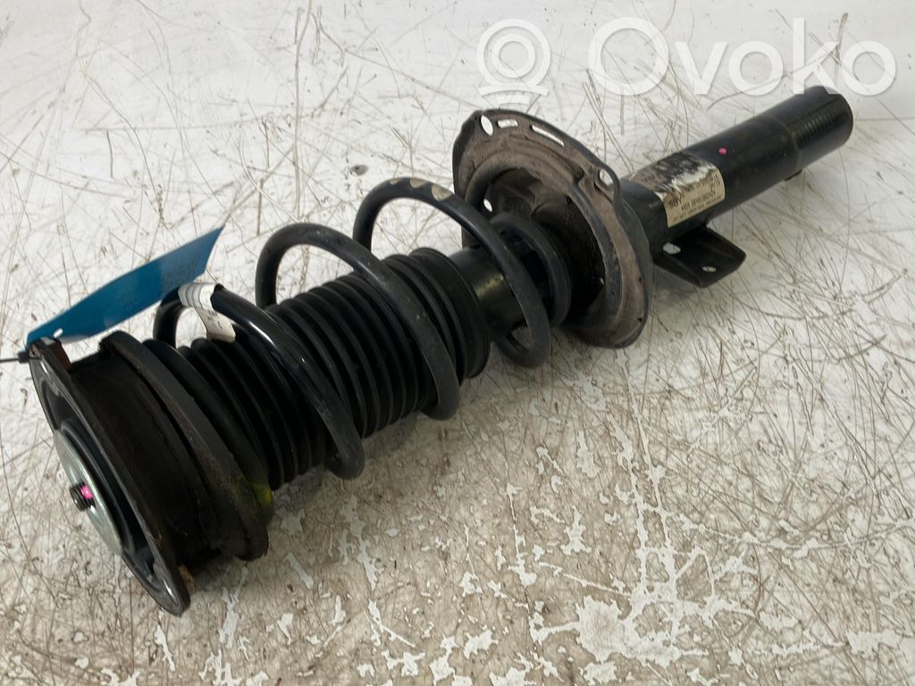 Volkswagen Polo VI Front shock absorber with coil spring 