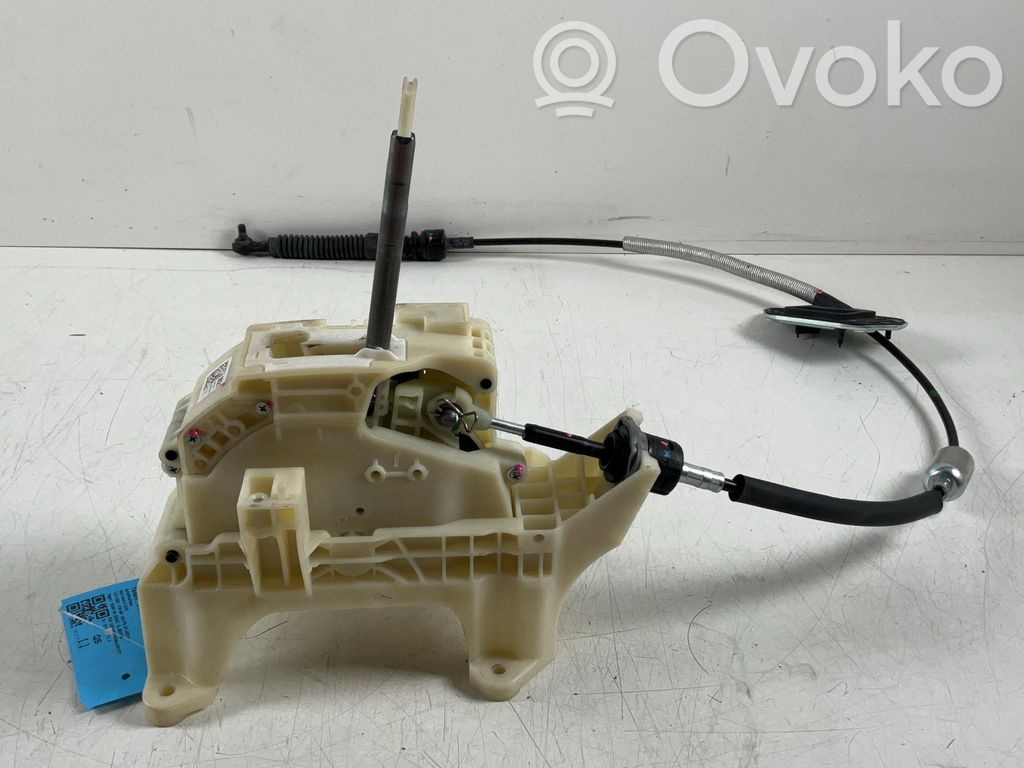 KIA Ceed Rivestimento in plastica cornice della leva del cambio 