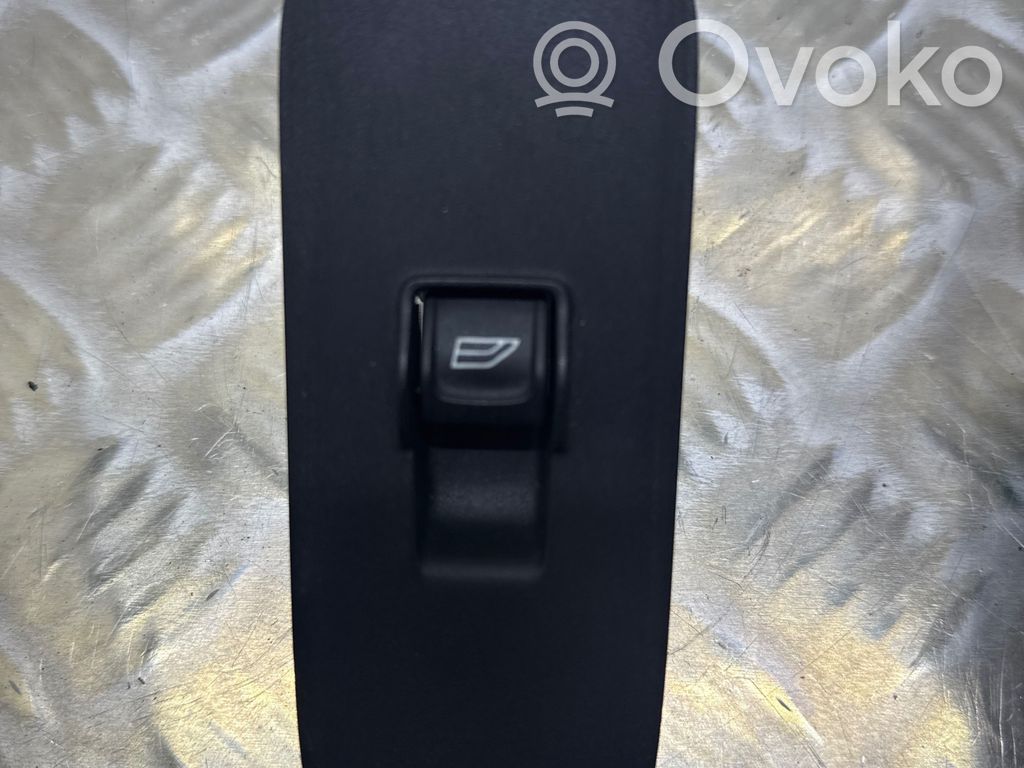 Volvo XC60 Electric window control switch 