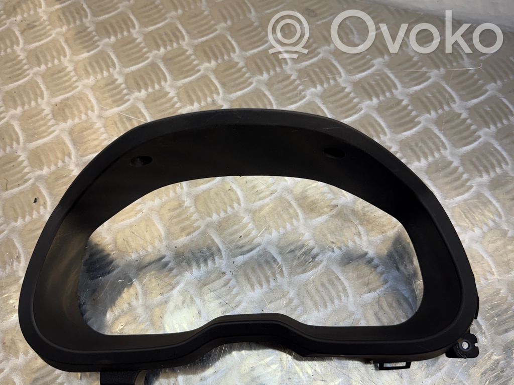 Subaru Legacy Dashboard trim 