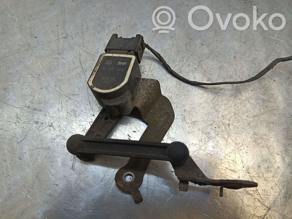 Headlight/headlamp level sensor   6785205