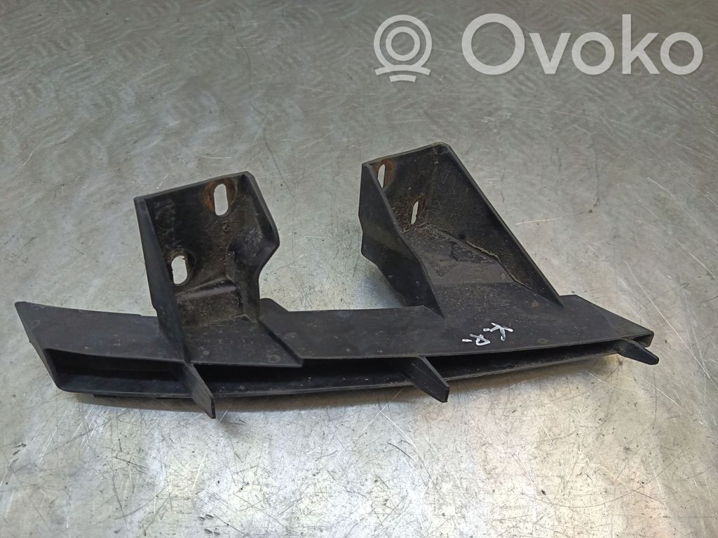 Audi Q7 4L Front bumper mounting bracket 