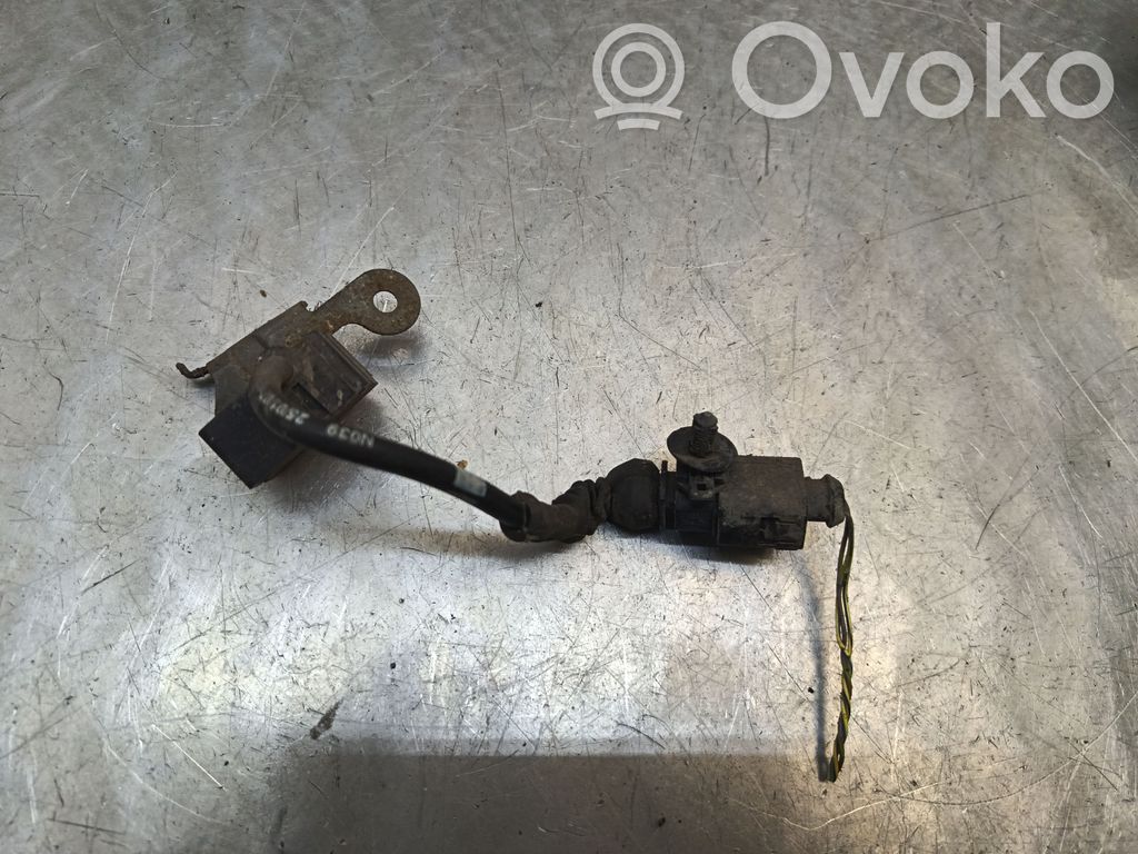 Audi Q7 4L Headlight/headlamp level sensor 