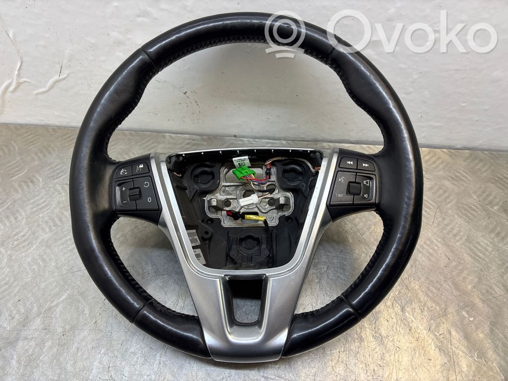 Ohjauspyörä   34138852E,34154227E,885428155342