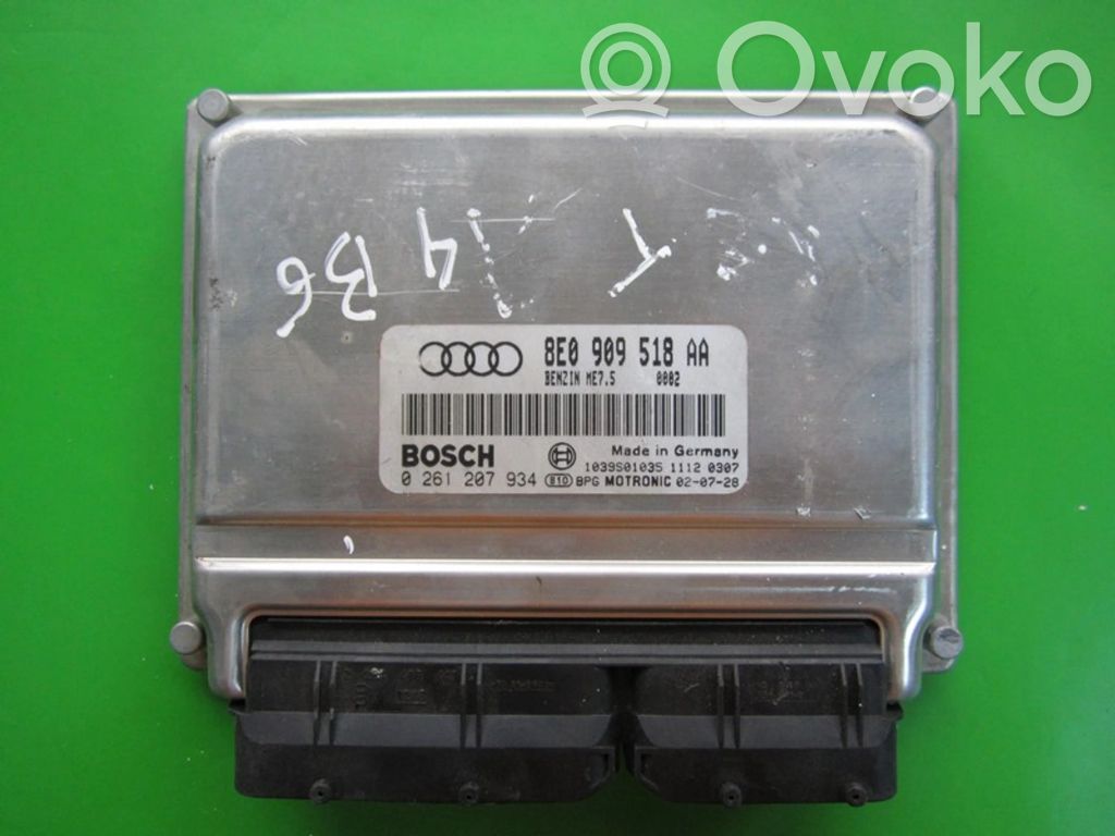 Audi A4 S4 B6 8E 8H Unité de commande, module ECU de moteur 